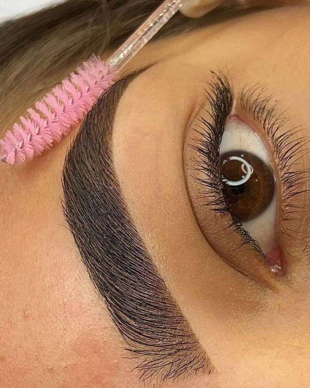 میکروبلیدینگ ابرو