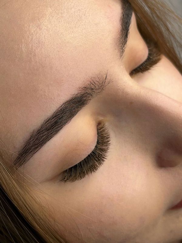 کاشت مژه موقت